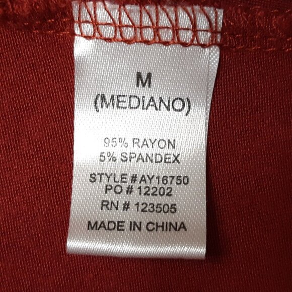 Heart and Hips Top Womens Medium Red Cold Shoulder Short Sleeve Stretch - Picture 10 of 11